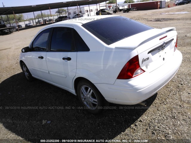 1FAFP34331W350982 - 2001 FORD FOCUS SE/SE SPORT WHITE photo 3