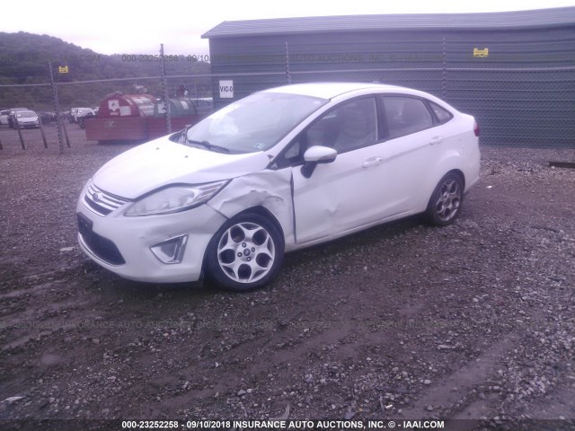 3FADP4CJ1BM203283 - 2011 FORD FIESTA SEL WHITE photo 2