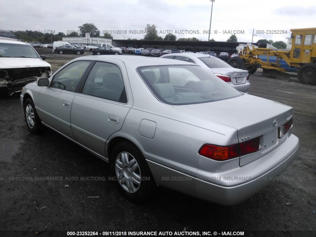4T1BG22K91U070651 - 2001 TOYOTA CAMRY CE/LE/XLE 银色 照片 3