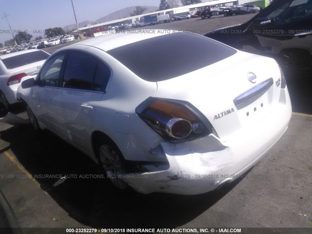 1N4BL2AP2AN480477 - 2010 NISSAN ALTIMA SR WHITE photo 3