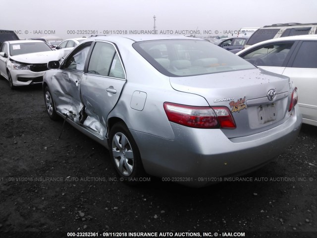 4T1BE46K77U045915 - 2007 TOYOTA CAMRY NEW GENERAT CE/LE/XLE/SE SILVER photo 3