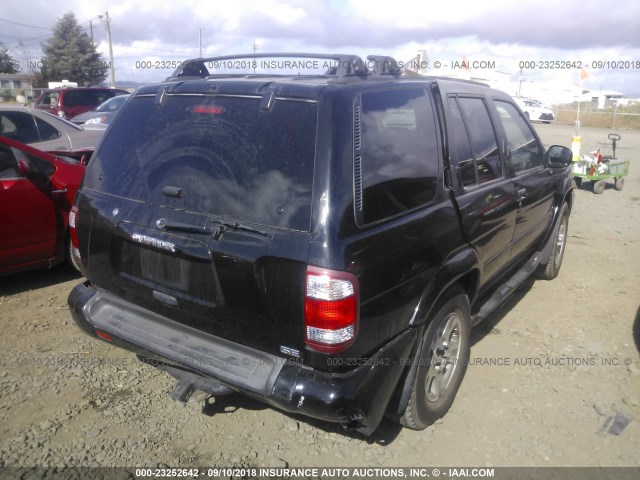 JN8AR07Y8YW445542 - 2000 NISSAN PATHFINDER LE/SE/XE BLACK photo 4