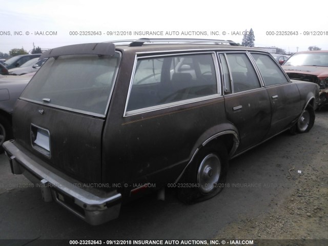 2D35H9P574498 - 1979 PONTIAC STATION WAGON  BROWN photo 4