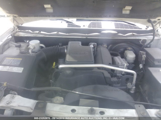 1GNDS13S552139462 - 2005 CHEVROLET TRAILBLAZER LS/LT WHITE photo 10