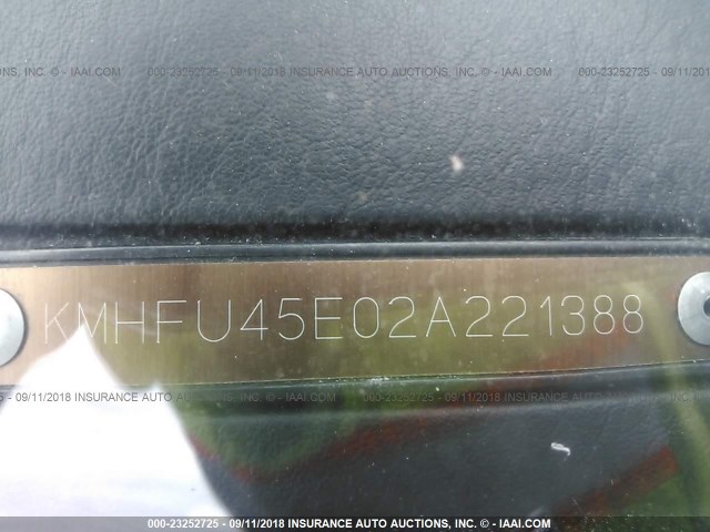 KMHFU45E02A221388 - 2002 HYUNDAI XG SILVER photo 9