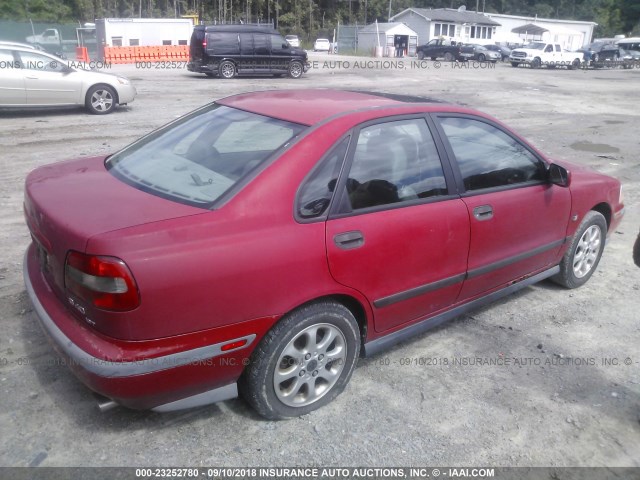 YV1VS2552YF504925 - 2000 VOLVO S40 RED photo 4