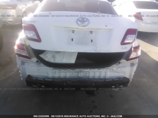 4T1BF3EK2AU567593 - 2010 TOYOTA CAMRY SE/LE/XLE 白色 照片 6