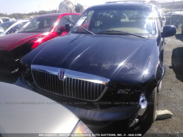 5LMRU27LXWLJ56456 - 1998 LINCOLN NAVIGATOR შავი ფოტო 10