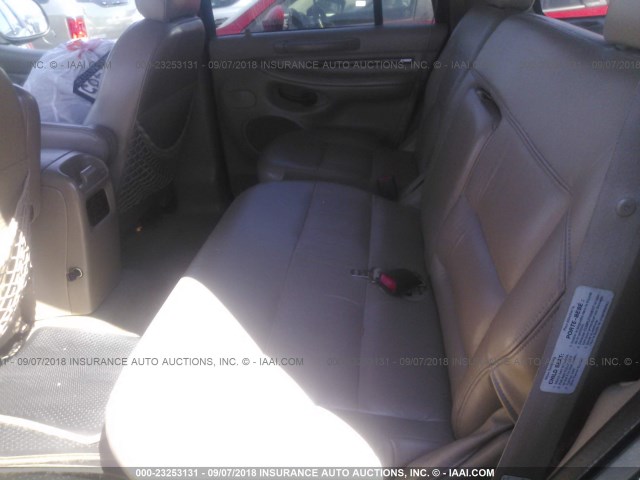 5LMRU27LXWLJ56456 - 1998 LINCOLN NAVIGATOR შავი ფოტო 8