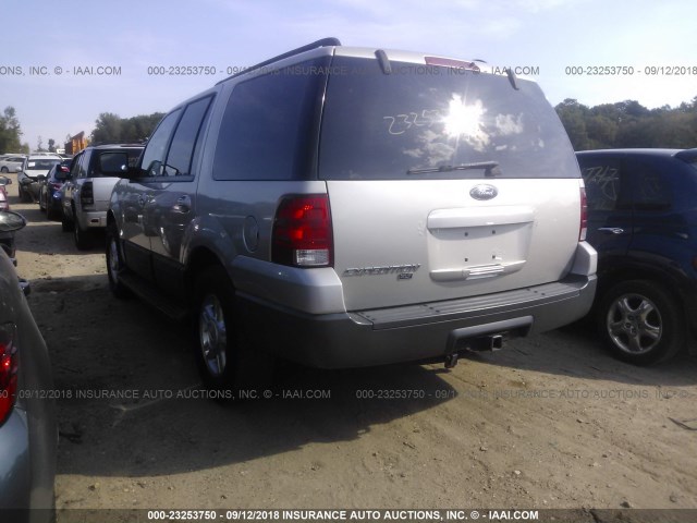 1FMPU16525LB12747 - 2005 FORD EXPEDITION XLT SILVER photo 3