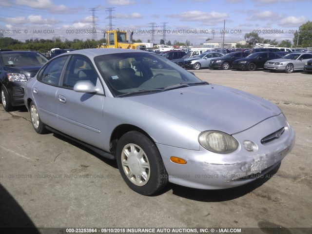 1FAFP52U1WG252185 - 1998 FORD TAURUS LX/SE SILVER photo 1