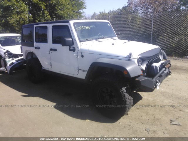 1C4BJWDGXCL152502 - 2012 JEEP WRANGLER UNLIMITE SPORT WHITE photo 1