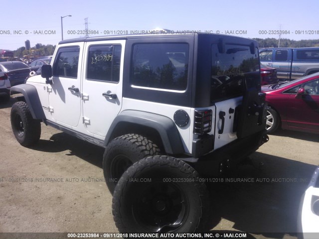 1C4BJWDGXCL152502 - 2012 JEEP WRANGLER UNLIMITE SPORT WHITE photo 3