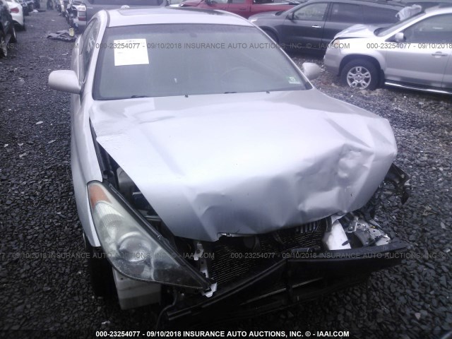 4T1CA30P84U010696 - 2004 TOYOTA CAMRY SOLARA SE/SLE Gümüş foto 6