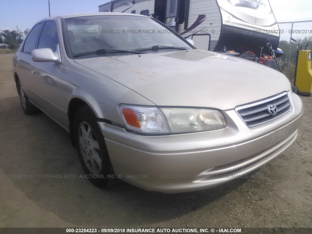 JT2BF28KXY0289272 - 2000 TOYOTA CAMRY LE/XLE BEIGE photo 6