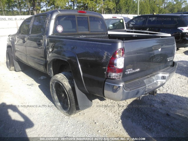 5TFJU4GN6BX012214 - 2011 TOYOTA TACOMA DOUBLE CAB PRERUNNER GRAY photo 3