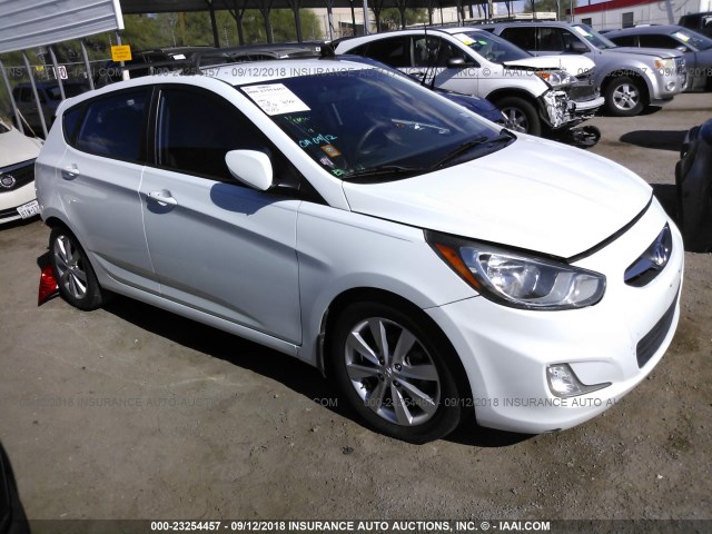 KMHCU5AE3CU053163 - 2012 HYUNDAI ACCENT GLS/GS/SE WHITE photo 1