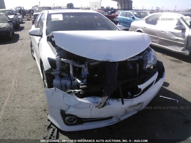 4T1BF1FK0EU863916 - 2014 TOYOTA CAMRY L/SE/LE/XLE Ağ foto 6
