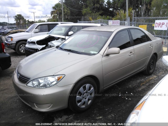 4T1BE32KX6U141651 - 2006 TOYOTA CAMRY LE/XLE/SE 金色 照片 2