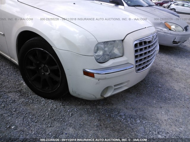 2C3KA33G88H139966 - 2008 CHRYSLER 300 LIMITED CREAM photo 6