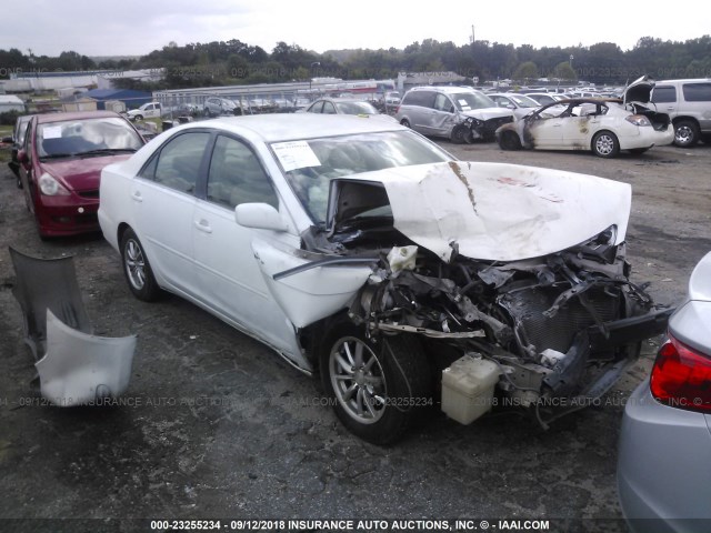 4T1BF32K32U532292 - 2002 TOYOTA CAMRY LE/XLE/SE Ақ фото 1