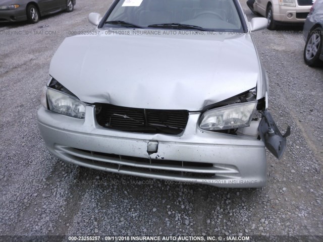 4T1BG22K6YU009770 - 2000 TOYOTA CAMRY CE/LE/XLE 银色 照片 6