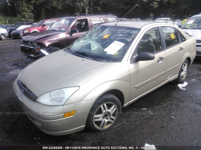 1FAHP3438YW374004 - 2000 FORD FOCUS SE/SE SPORT GOLD photo 2