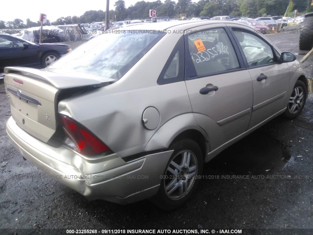 1FAHP3438YW374004 - 2000 FORD FOCUS SE/SE SPORT GOLD photo 4