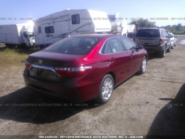 4T1BF1FK3FU905366 - 2015 TOYOTA CAMRY LE/XLE/SE/XSE 红色 照片 4