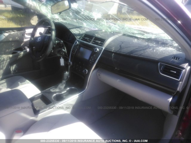 4T1BF1FK3FU905366 - 2015 TOYOTA CAMRY LE/XLE/SE/XSE 红色 照片 5