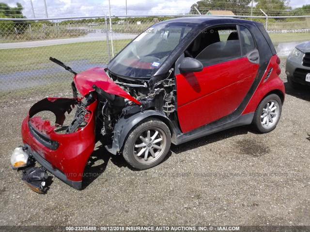 WMEEJ31X19K272382 - 2009 SMART FORTWO PURE/PASSION RED photo 2