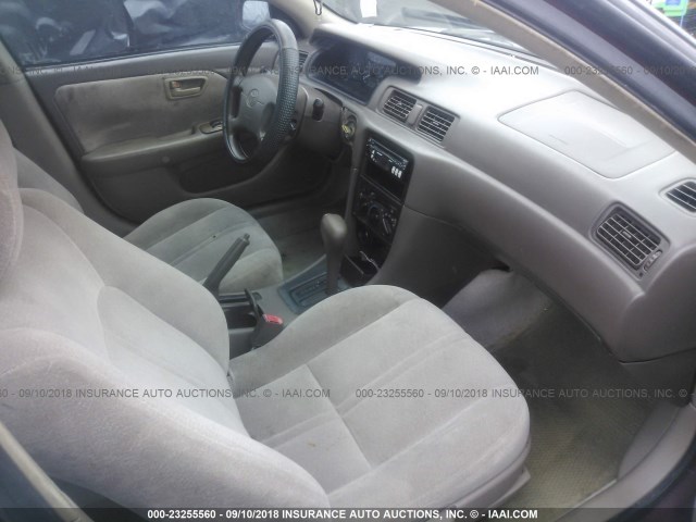 4T1BG22K7XU463864 - 1999 TOYOTA CAMRY CE/LE/XLE 红色 照片 5