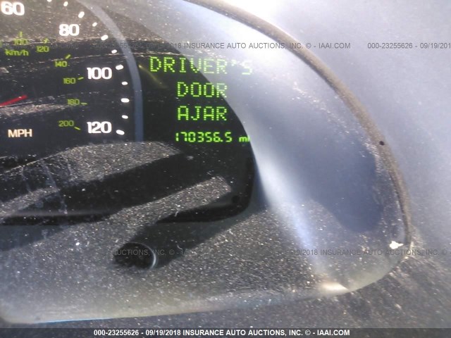 1LNFM97V8WY740955 - 1998 LINCOLN CONTINENTAL  Кремовый фото 7