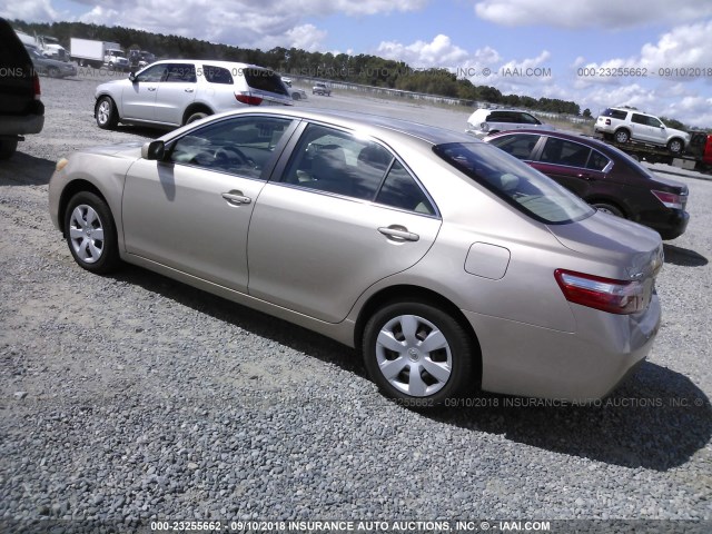 4T1BE46K79U829899 - 2009 TOYOTA CAMRY SE/LE/XLE GOLD photo 3