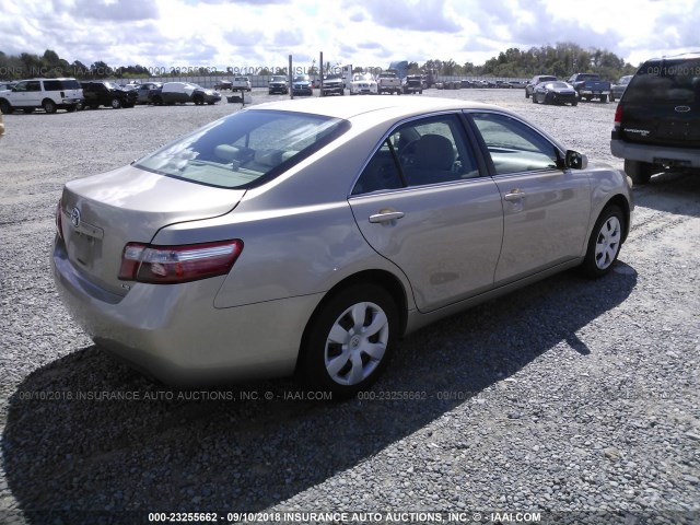 4T1BE46K79U829899 - 2009 TOYOTA CAMRY SE/LE/XLE GOLD photo 4