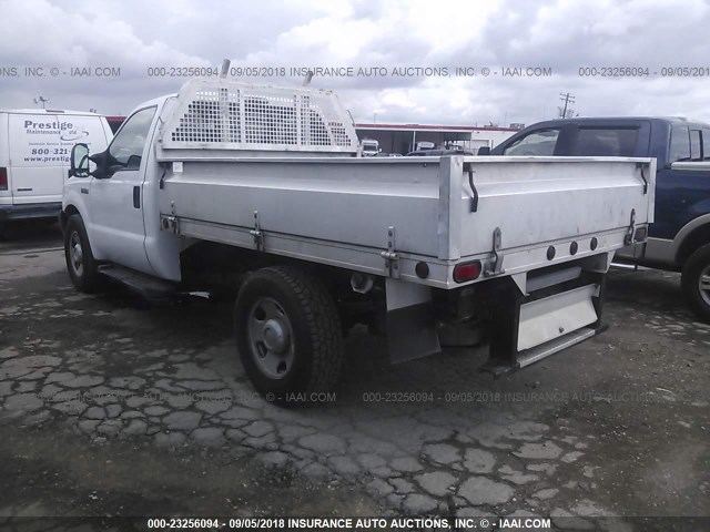 1FDSF34516EC83630 - 2006 FORD F350 SRW SUPER DUTY WHITE photo 3