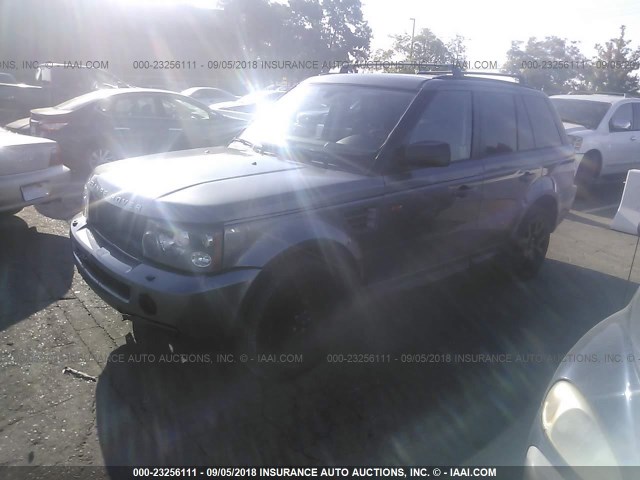 SALSF25478A182907 - 2008 LAND ROVER RANGE ROVER SPORT HSE BLACK photo 2