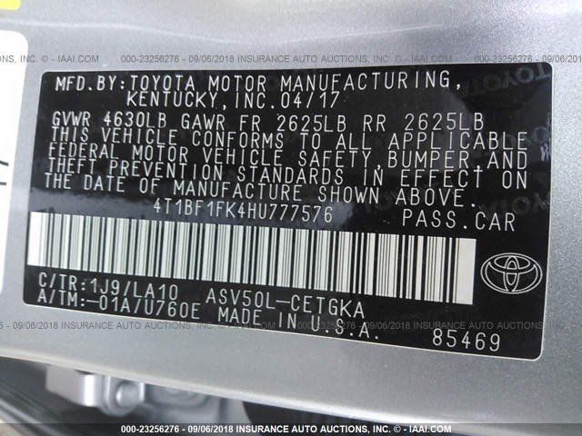 4T1BF1FK4HU777576 - 2017 TOYOTA CAMRY LE/XLE/SE/XSE SILVER photo 9