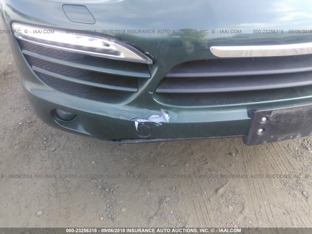 WP1AA2A27CLA09910 - 2012 PORSCHE CAYENNE GREEN photo 6