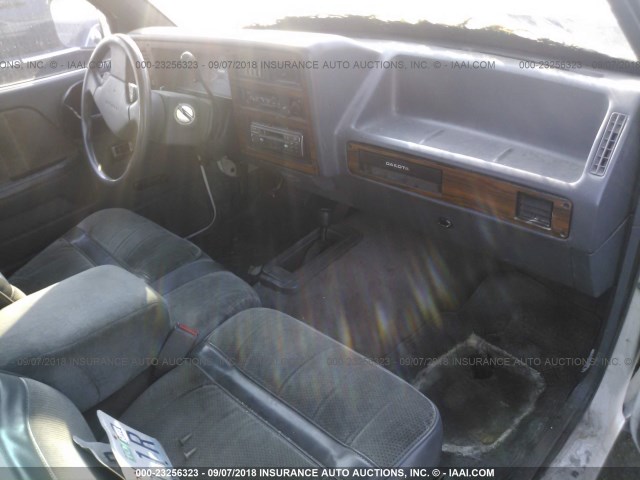 1B7GG23Y5NS673725 - 1992 DODGE DAKOTA WHITE photo 5