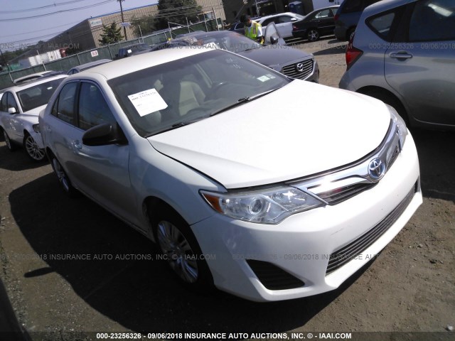 4T1BD1FK4DU086340 - 2013 TOYOTA CAMRY HYBRID/LE/XLE WHITE photo 1