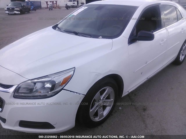 1G11B5SL2FF311821 - 2015 CHEVROLET MALIBU LS Ақ фото 6