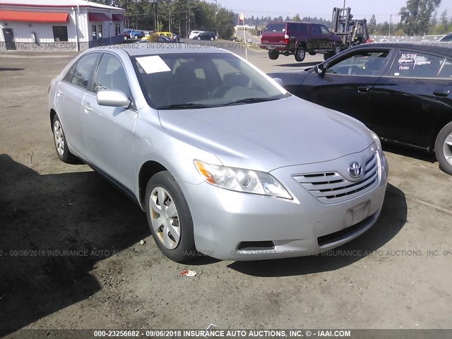 JTNBE46K273073028 - 2007 TOYOTA CAMRY NEW GENERAT CE/LE/XLE/SE SILVER photo 1