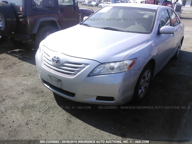 JTNBE46K273073028 - 2007 TOYOTA CAMRY NEW GENERAT CE/LE/XLE/SE SILVER photo 6