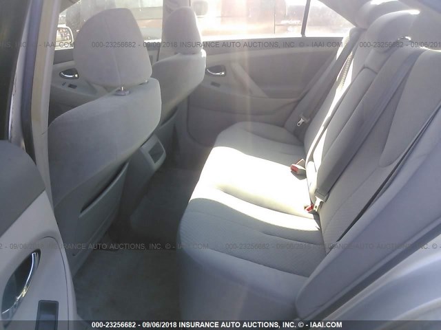 JTNBE46K273073028 - 2007 TOYOTA CAMRY NEW GENERAT CE/LE/XLE/SE SILVER photo 8