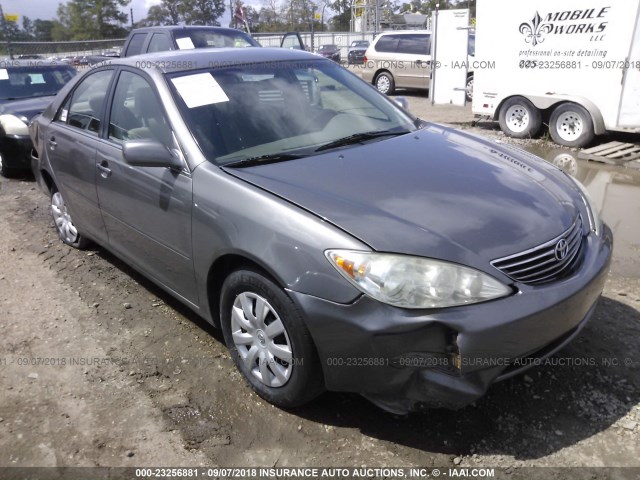 4T1BE32K96U701823 - 2006 TOYOTA CAMRY LE/XLE/SE Сұр фото 1