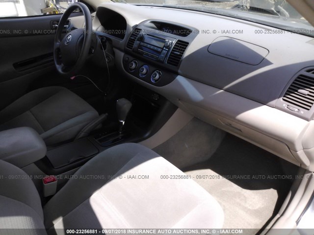 4T1BE32K96U701823 - 2006 TOYOTA CAMRY LE/XLE/SE Сұр фото 5