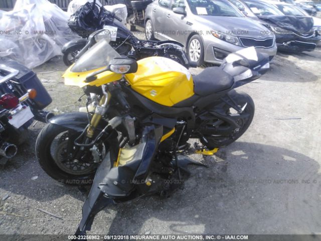 JS1GR7MA8C2100611 - 2012 SUZUKI GSX750 YELLOW photo 2