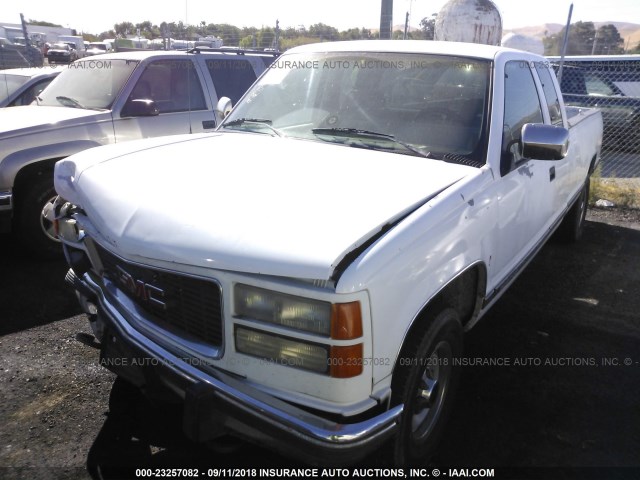 1GTGC29N3RE507393 - 1994 GMC SIERRA C2500 WHITE photo 2