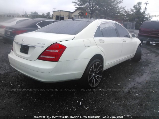 WDDNG86X08A173663 - 2008 MERCEDES-BENZ S 550 4MATIC WHITE photo 4